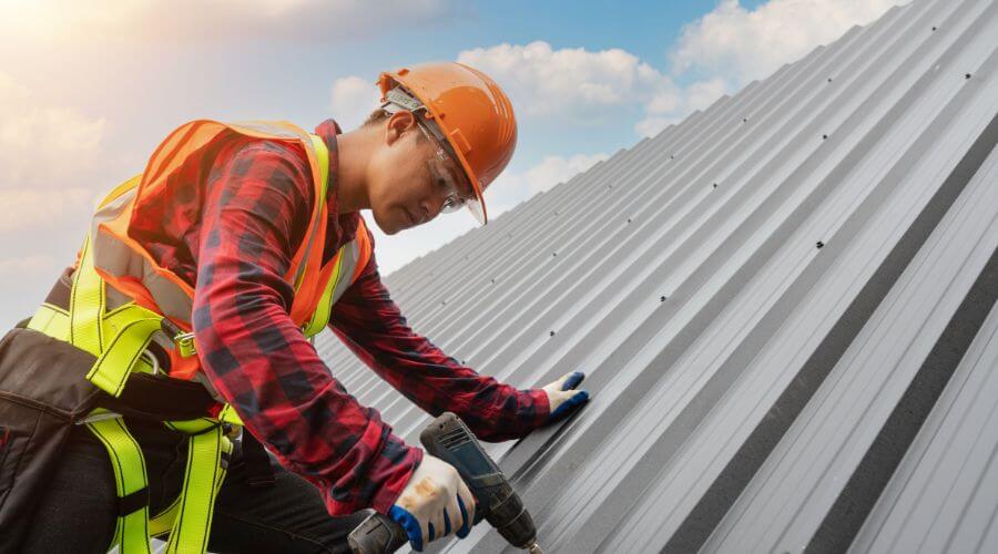 Owens Corning roofing contractor in Arcadia, MI